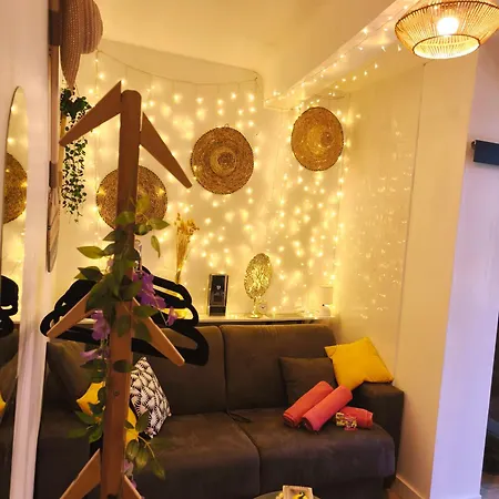 Le King & Etoilees דירה *