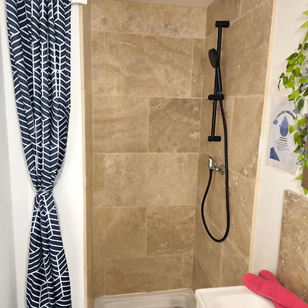 Le King & Etoilees Apartamento Gréoux-les-Bains